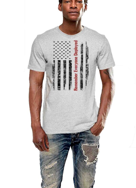 US Military T-shirt Remember Everyone Deployed US Flag USA Men 
