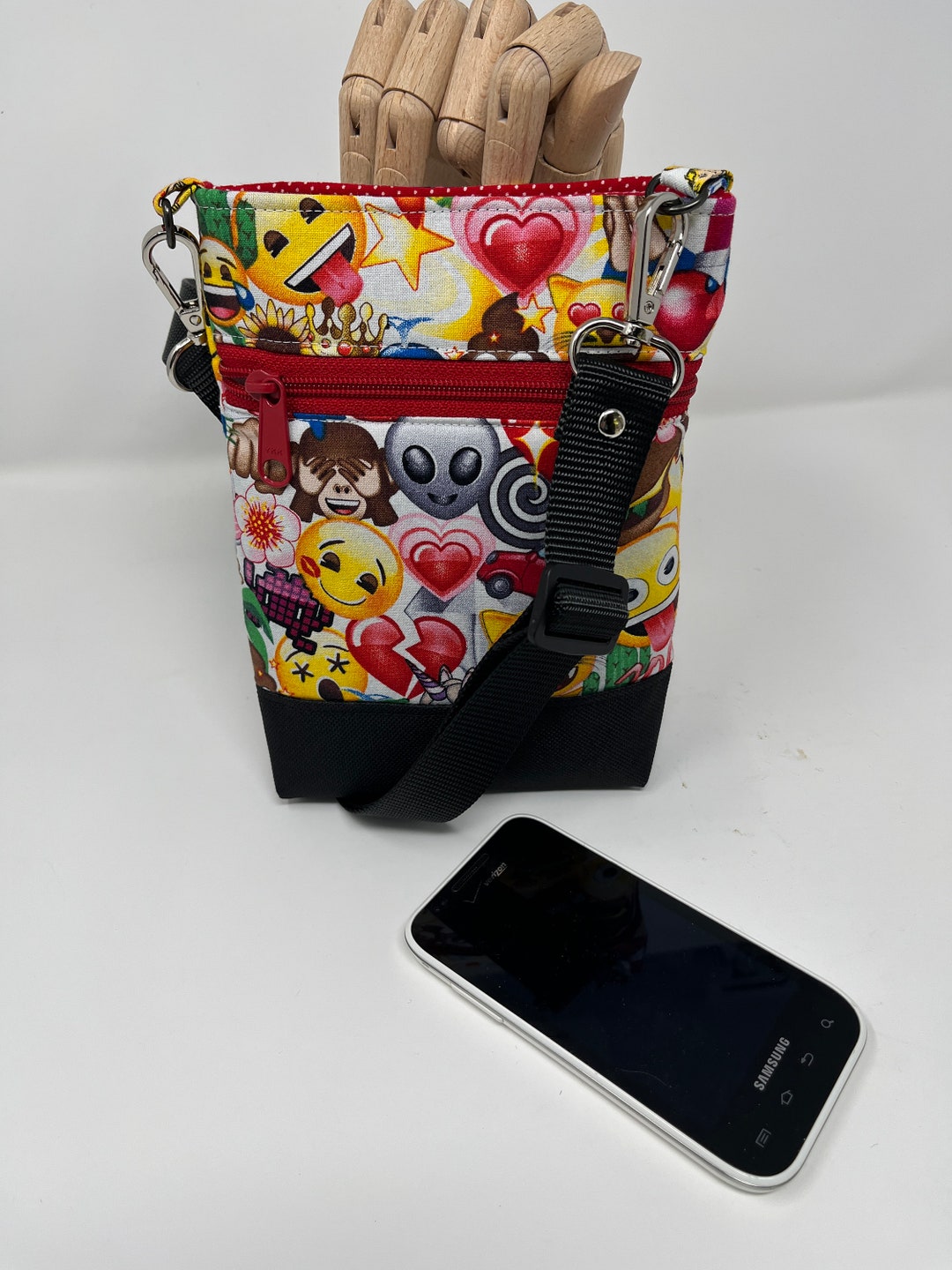 Emoji Pattern Print Crossbody bags