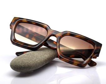 Rectangular Square Faceted Sunglasses Man Woman Speckled  display picture 1