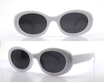 Classic oval round sunglasses woman glossy white frame black lens vintage boho rock retrò style 50s 60s, Occhiali da donna ovale bianco