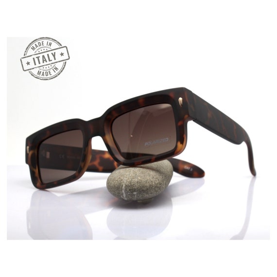 POLARIZED MEN display picture 1