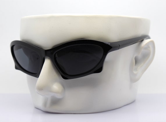 Wrap oval dynamic facet rectangular Sunglasses ma… - image 1