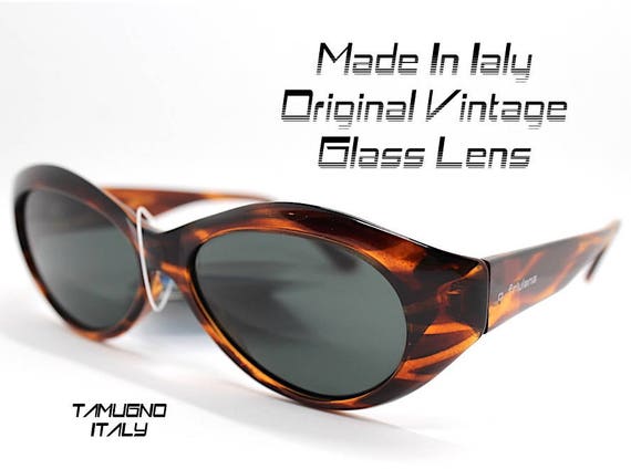 Vintage Italy Classic Cat-Eye Sunglasses Vintage 50s Cat Eye Sunglasses Made in Italy. Lethal White  main image 2