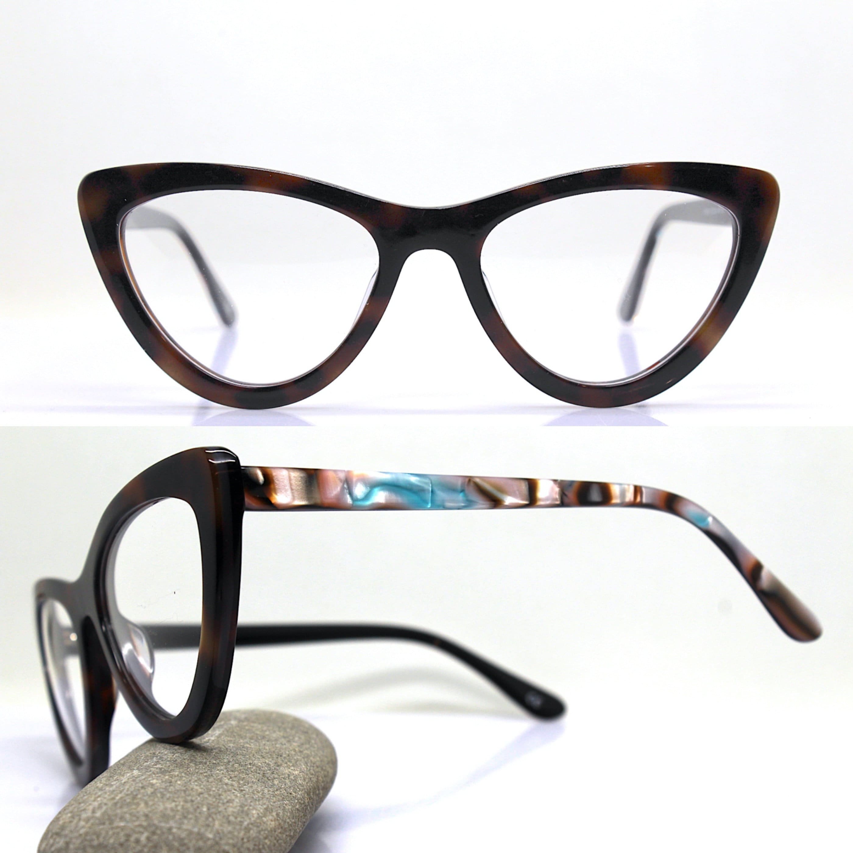 Louis Vuitton LV Monogram Pearl Cat Eye Sunglasses Black Acetate & Metal. Size E