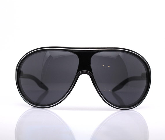 Wrap oval dynamic Sunglasses man woman oversize b… - image 4