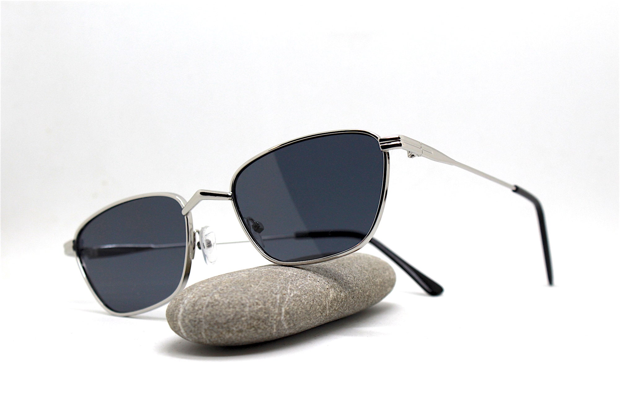 Occhiali Da Sole Quadrati Uomo Donna Montatura In Metallo Anti UV Lenti A Specchio Rosse Occhiali Da Vista In Corno Di Bufalo In Legno Da 24,87 € | DHgate - Foto 11