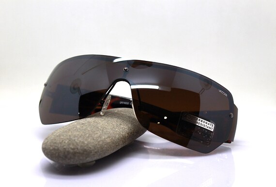 Mask wrap faceted rectangular square oversize sun… - image 9