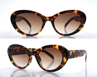 Cat eye's oval classic sunglasses woman brown tortoise spotted frame shaded brown lens vintage boho hippy retro style 50s 60s, Glasses