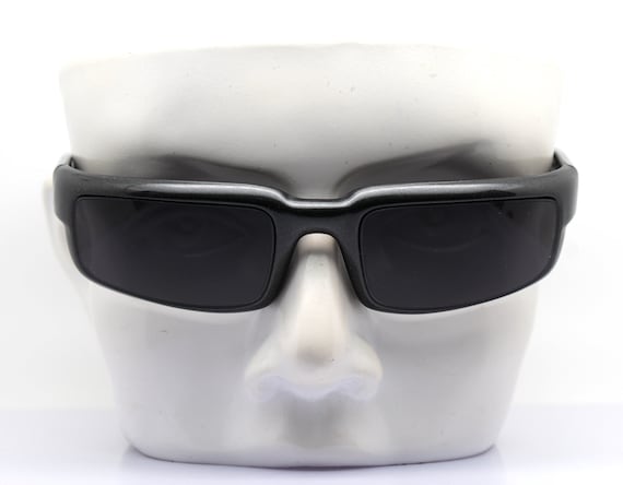 Y2K Low Rectangular Sunglasses Man Woman Dark Gray Frame Black Lens Sporty Style Original Vintage 2000s Made in Italy, Glasses