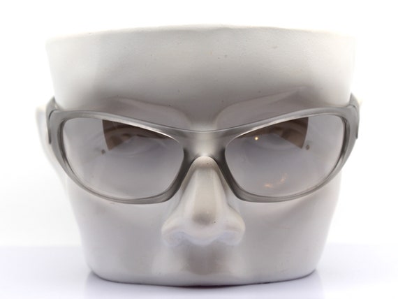 Wrap dynamic oval rectangular Y2k Sunglasses woma… - image 9