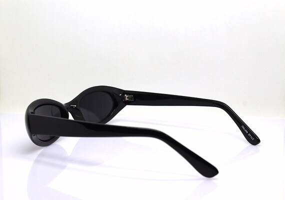 Classic low oval cat eye rectangular sunglasses w… - image 5