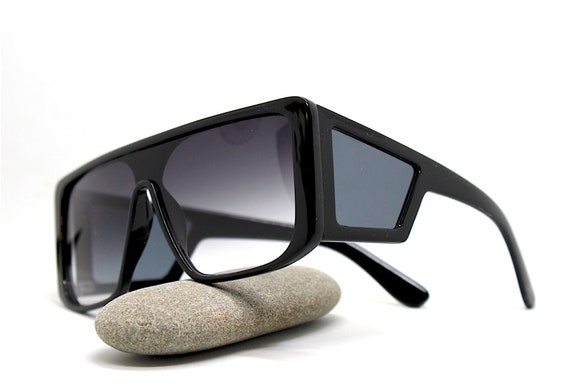 Black Square Sunglasses For Men Women – UV400 Gradient Blue Lenses, Oversized Metal & Plastic Frame