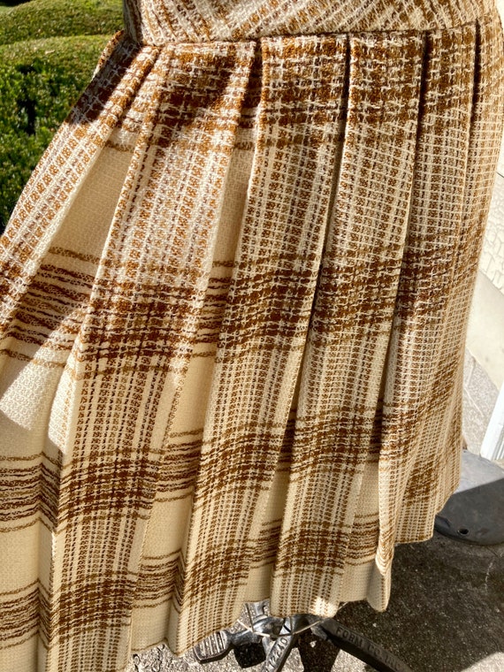 Beautiful Vintage 1960s Brown And Cream Wool Dress - image 4
