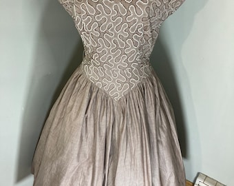 Beautiful 1960s Gracette Full Skirt Crinoline Dress