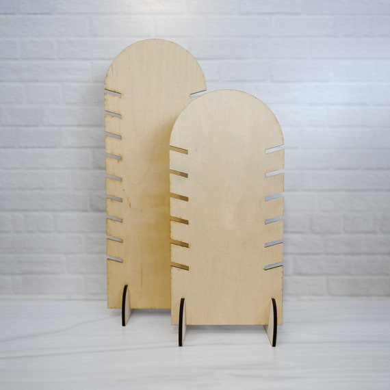 Downloadable SVG Necklace Jewelry Display for laser cutter