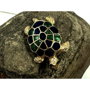 Vtg Blue Green Enamel Turtle Brooch Pin Goldtone Details Finish Ocean Tortoise