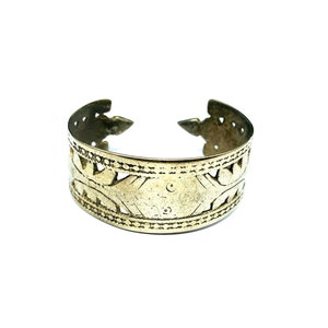 Vintage Afghan Metal Spike Cutout Cut out Tribal Nomad Adjustable Artisan Artisan Artisan Artisan Artisan Silver Tone Middle Eastern Jewelry Cuff Bangle Boho Chic