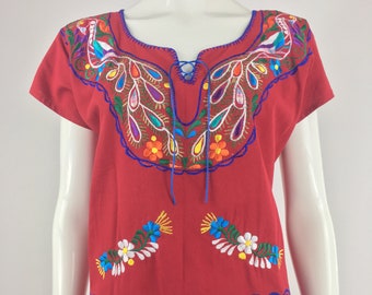 1990's Red Peasant Top w Colorful Floral Embroidery|Red Mexican Top|Floral Hippie|Embroidered Bohemian Top|Casual Weekend Top|Size Medium