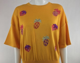 1980&#39;s Escada by Margaretha Ley Yellow Crewneck Embroidered Fruit Sweater|Novelty Pineapple Strawberry Sweater|Short Sleeve Sweater|Size L