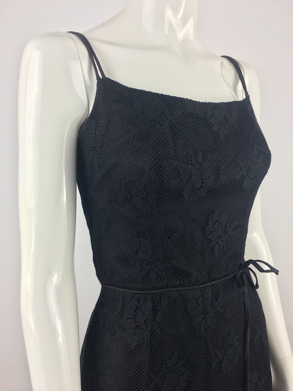 1960's Black Wiggle Dress w Lace Overlay|Black She