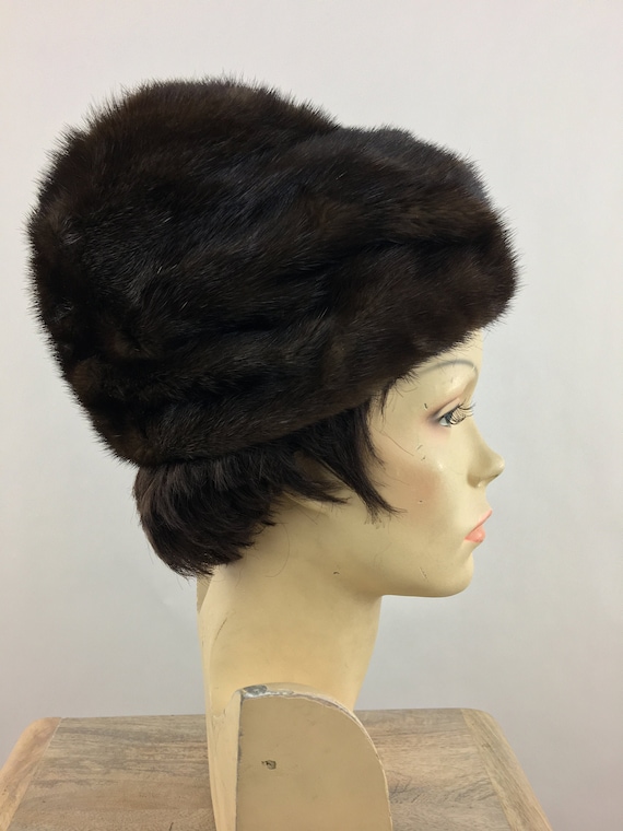 1960's Chocolate Brown Mink Fur Hat|Pillbox Fur Ha