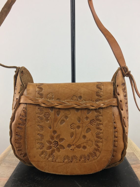 1970's Tooled Leather Purse|Floral Leather Shoulde
