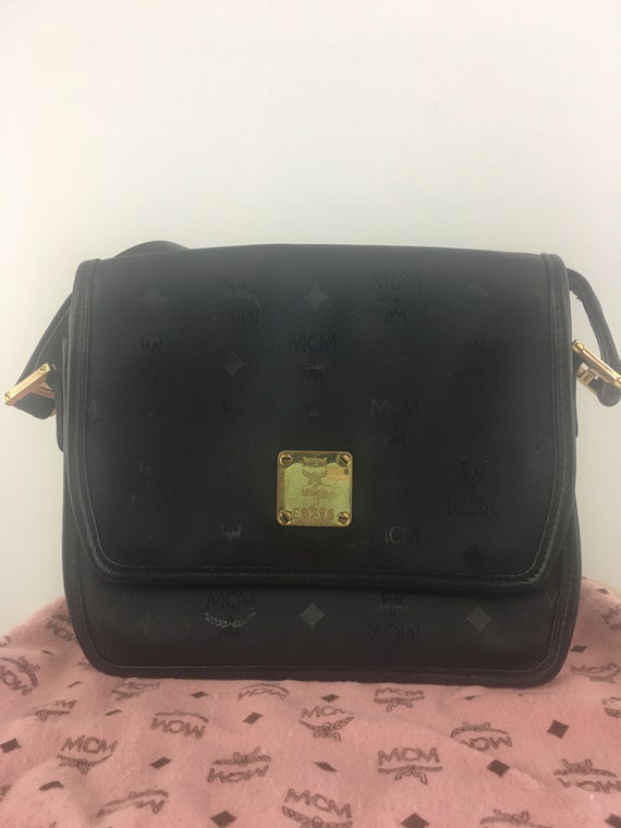 Mcm - Authenticated Handbag - Leather Black Abstract for Women, Very Good Condition