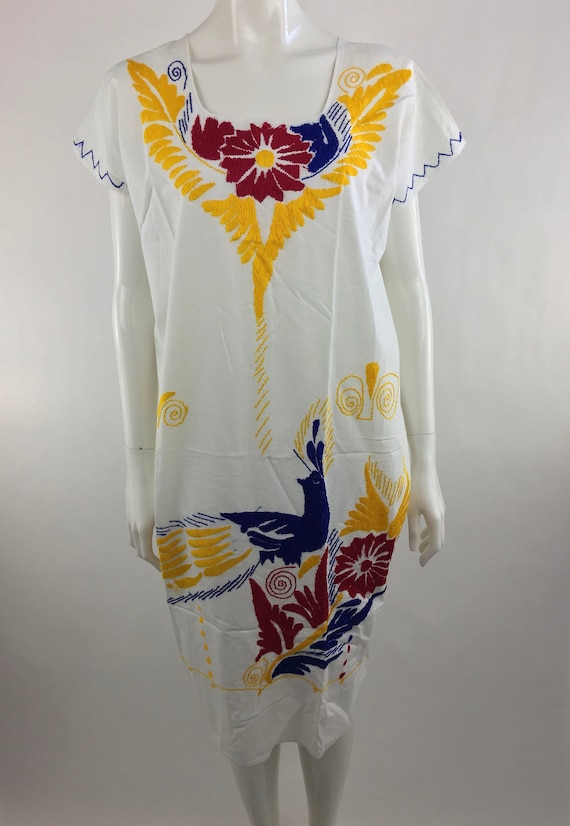 70's White Embroidered Floral House Dress|Southwes