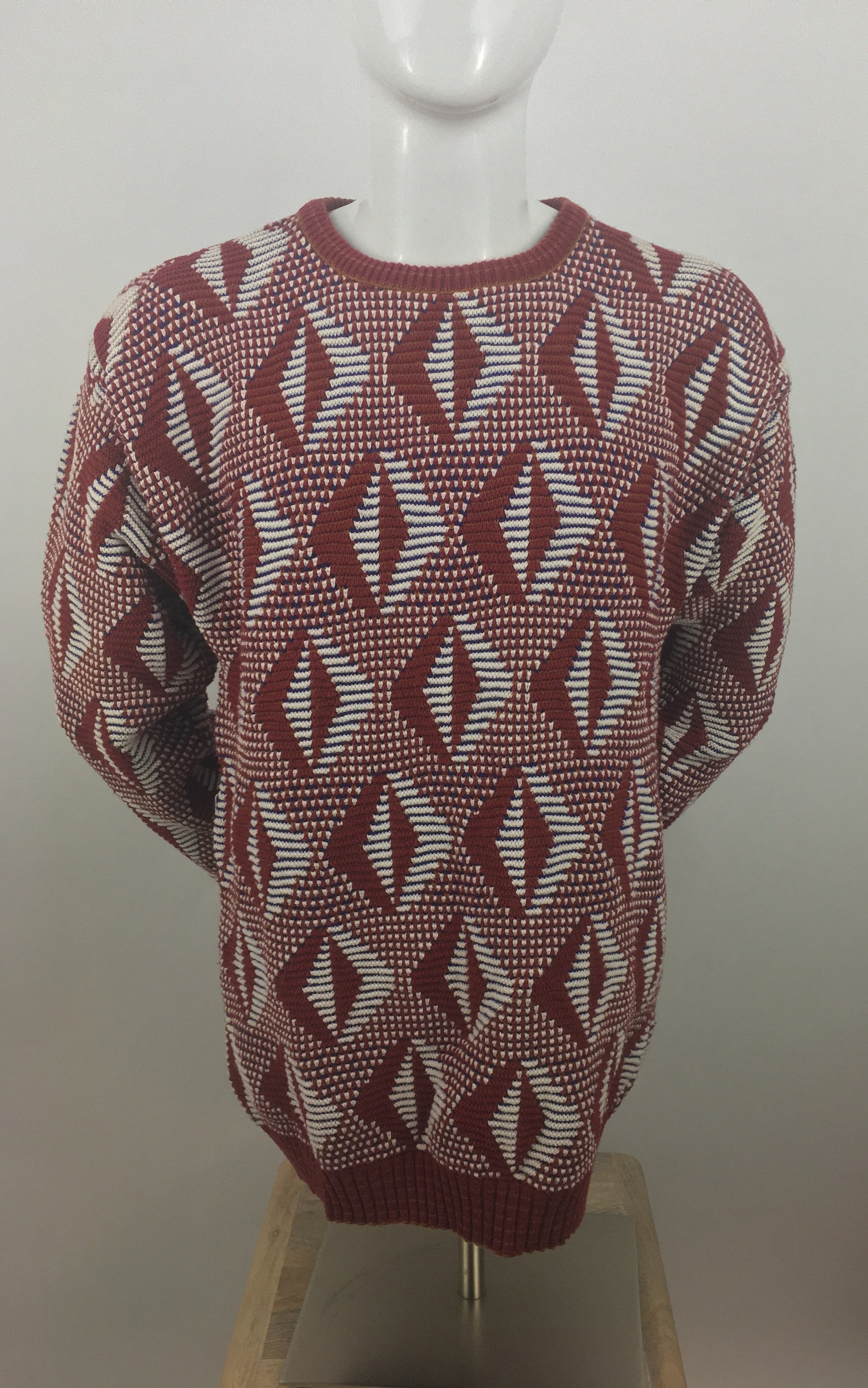 red dior sweater