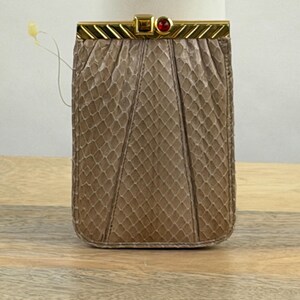 Vintage 80s Judith Leiber Taupe Snakeskin Cigarette Case Frame Wallet Unused NOS Red Gem Clasp Exotic Python Coin Purse Card Holder