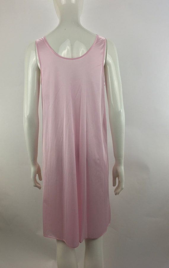 1970's Lorraine 2 PC Pink Peignoir Set|Nylon Nigh… - image 9