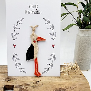 Geschenk für Hebamme, handgetöpferter Storch, liebevoll bemalter Tonanhänger als Dankeschön, Danke für Entbindung, Hilfe beim Baby