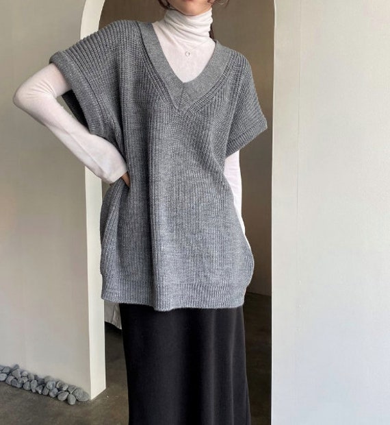 loose knit vest