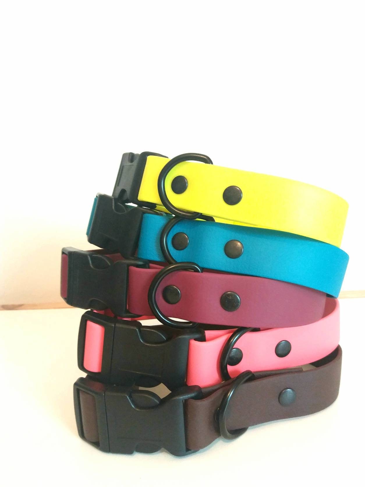 Collier Waterproof Réglable et Personnalisable avec Boucle Rapide