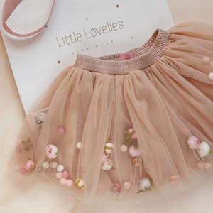 Beige Tutus, hellbrauner Rock, Fee Mädchen Tüll Tutu, Kleinkind Blumenmädchen Outfit, Rose Outfit, Blumenmuster Rock, Frühling Heimkehr Set