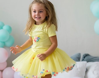 Pom pom Skirt, Yellow Tutu Set, Soft Tulle dance Skirt, Sunflower T-Shirt and Skirt, First Birthday, cake smash outfit, infant girl clothes
