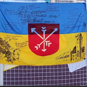 Flag of Ukraine signatured ukranian flag,custom ukraine flag signatured by guys special units,flag of Ukraine,special custom flag of Ukraine