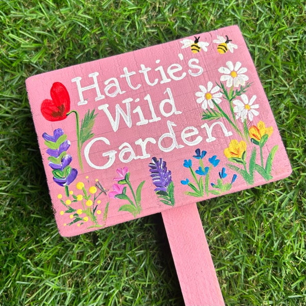 Personalised Pink Wild Flowers Garden Plaque, Planter Sign, Allotment Sign & Stake,  Gardeners Gift, In Memory, Mum’s Garden, Plot Marker