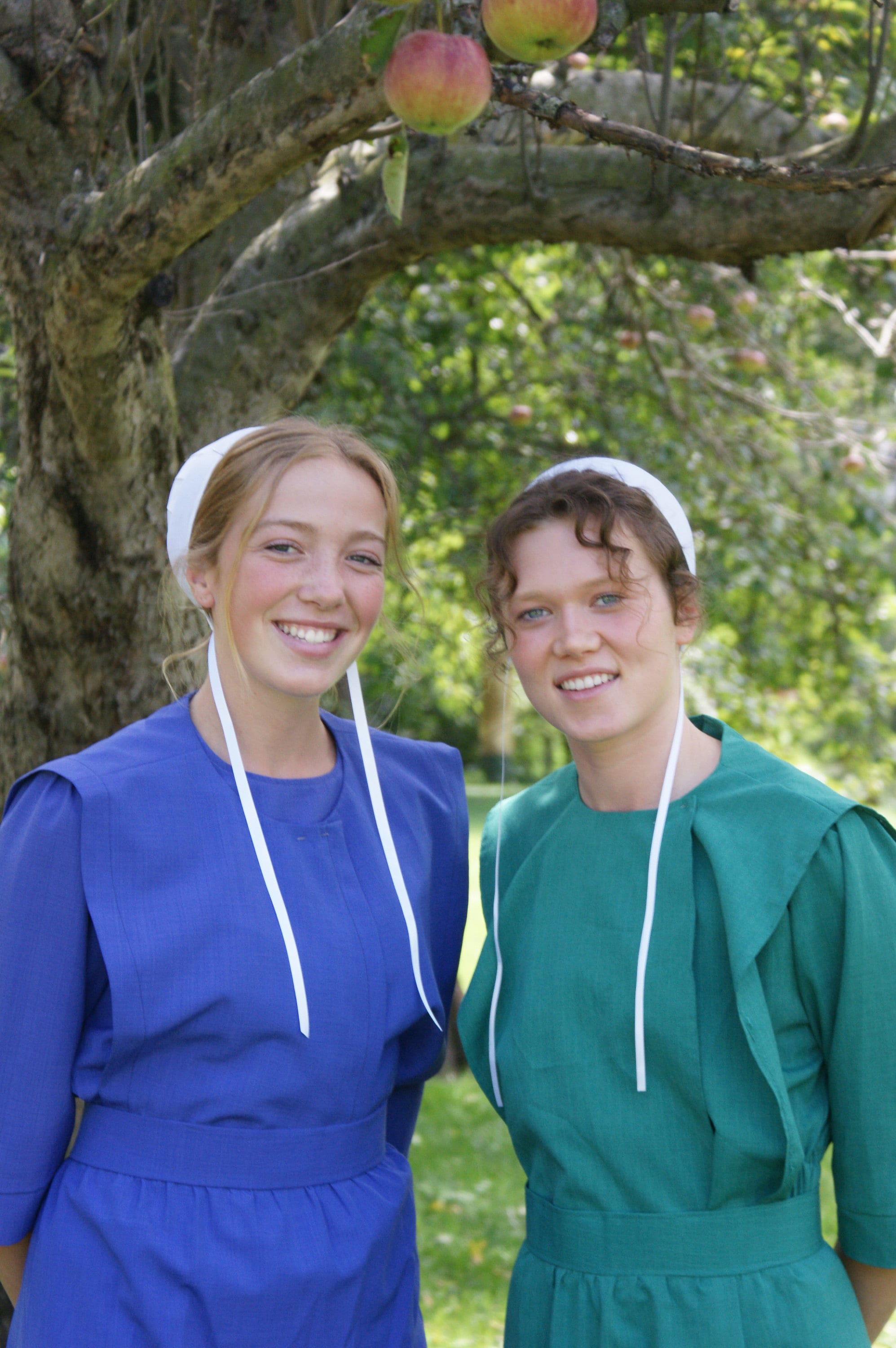 Amish Woman's Prayer Covering Cap Kapp Bonnet With Strings