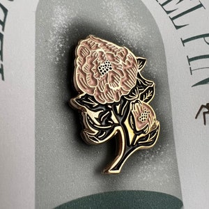 Peonies in Bloom Enamel Pin Badge - Gold Botanical Illustration - RTS