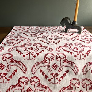 Paño de cocina estampado a mano – Decoración de cocina de algodón con diseño de caballos de los fiordos noruegos