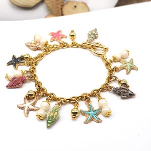 Ocean Charm Bracelet, Beach Charm Bracelet, Sea Shell Charm Bracelet, Beach Jewelry, Beach Bracelet, Gold Chain Bracelet, Sea Shell Bracelet