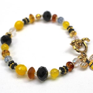 Honey Bee Beaded Bracelet, Bee Beaded Bracelet, Bumble Bee Charm Bracelet, Bumble Bee Bracelet, Queen Bee Bracelet, Bee Charm Bracelet