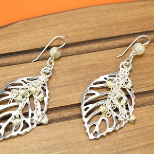 Leaf Chain Dangle Earrings, Silver Leaf Earrings, Leaf Dangle Earrings, Autumn Dangle Earrings, Fall Dangle Earrings, Silver Leaf Earrings