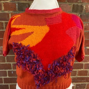 Cropped summer pullover round neck