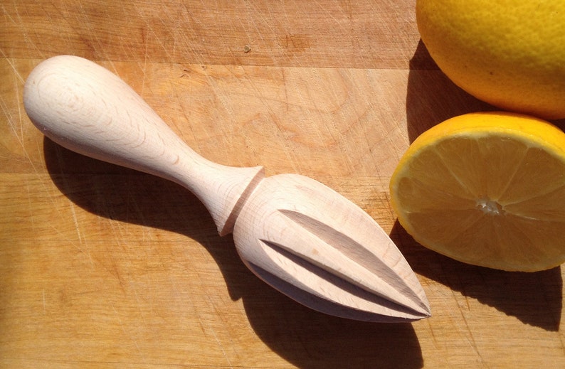 Nutley/'s Wooden Citrus Reamer Oranges Juicer Beech Wood