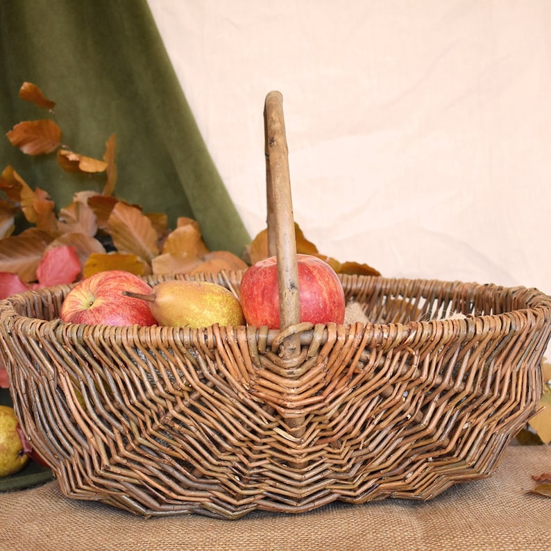 Nutley's Medium Beautiful Hand-Made Rustic Willow Garden Trug Basket wicker image 1