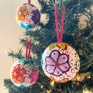 Embroidered Ball Ornament with French Knots - Fair Trade Wool Christmas Decor Handmade in Peru