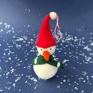 Schneemann Weihnachtsanhänger, Tufted Wolle Handmade Fair Trade aus Nepal