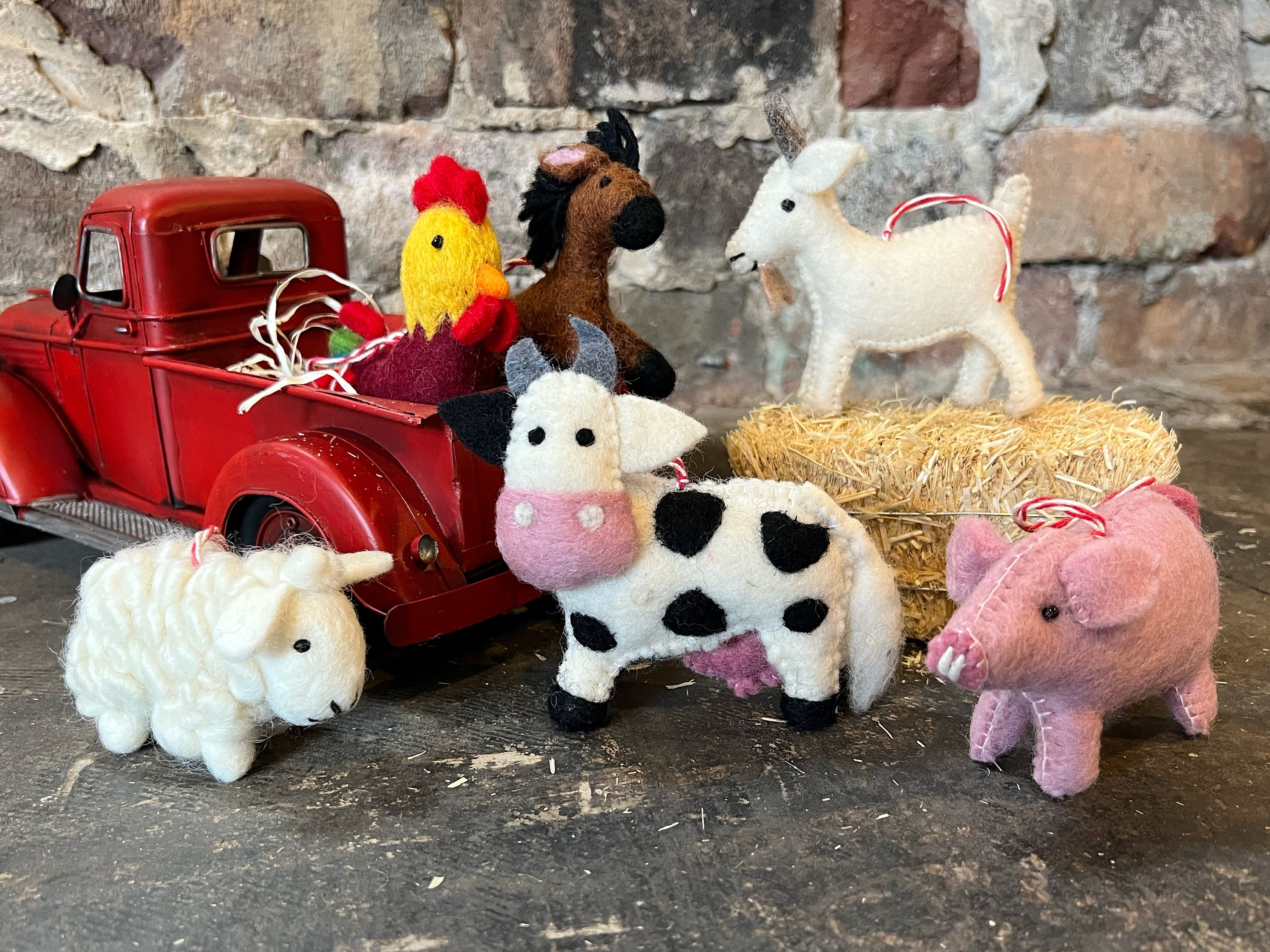 37 Unique Christmas Tree Themes to Inspire Your Holiday Spirit: Deck the Halls Like Never Before! 10 Felt Farm Animal Christmas Ornament Set: Handmade Fair Trade Nepal
